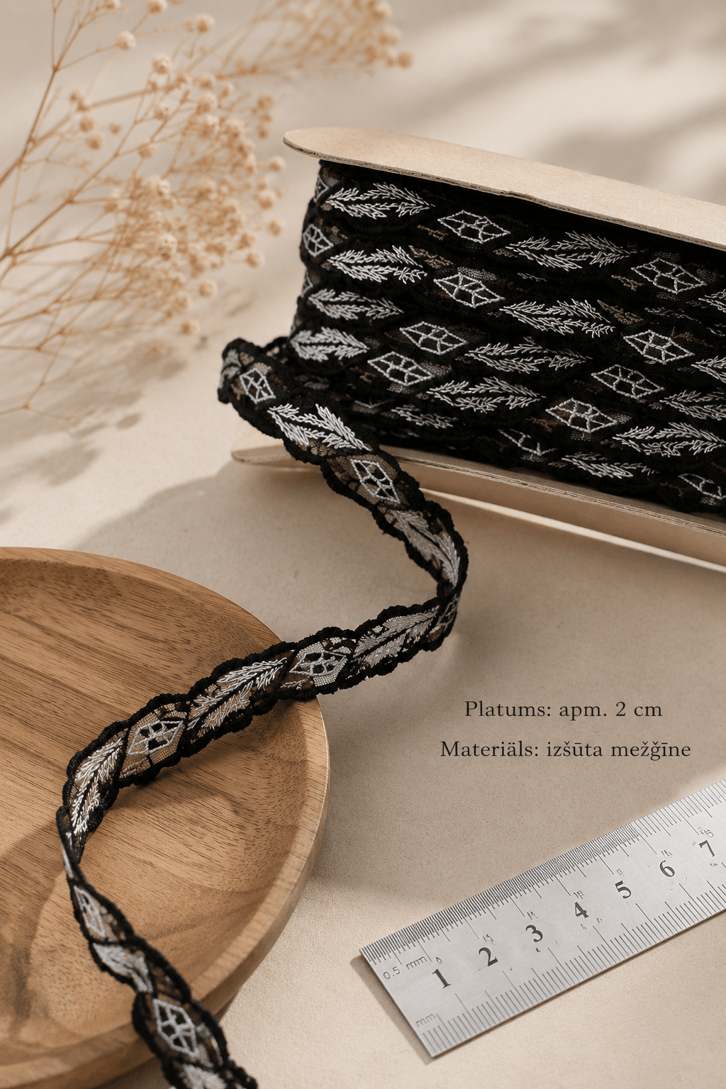 Image of embroidered lace ribbon 1.2 cm - black and white - available at Šarlotes audumi