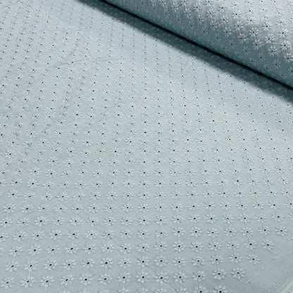 Izšūts kokvilnas audums - mint puķīšu motīvs 110 g/m²