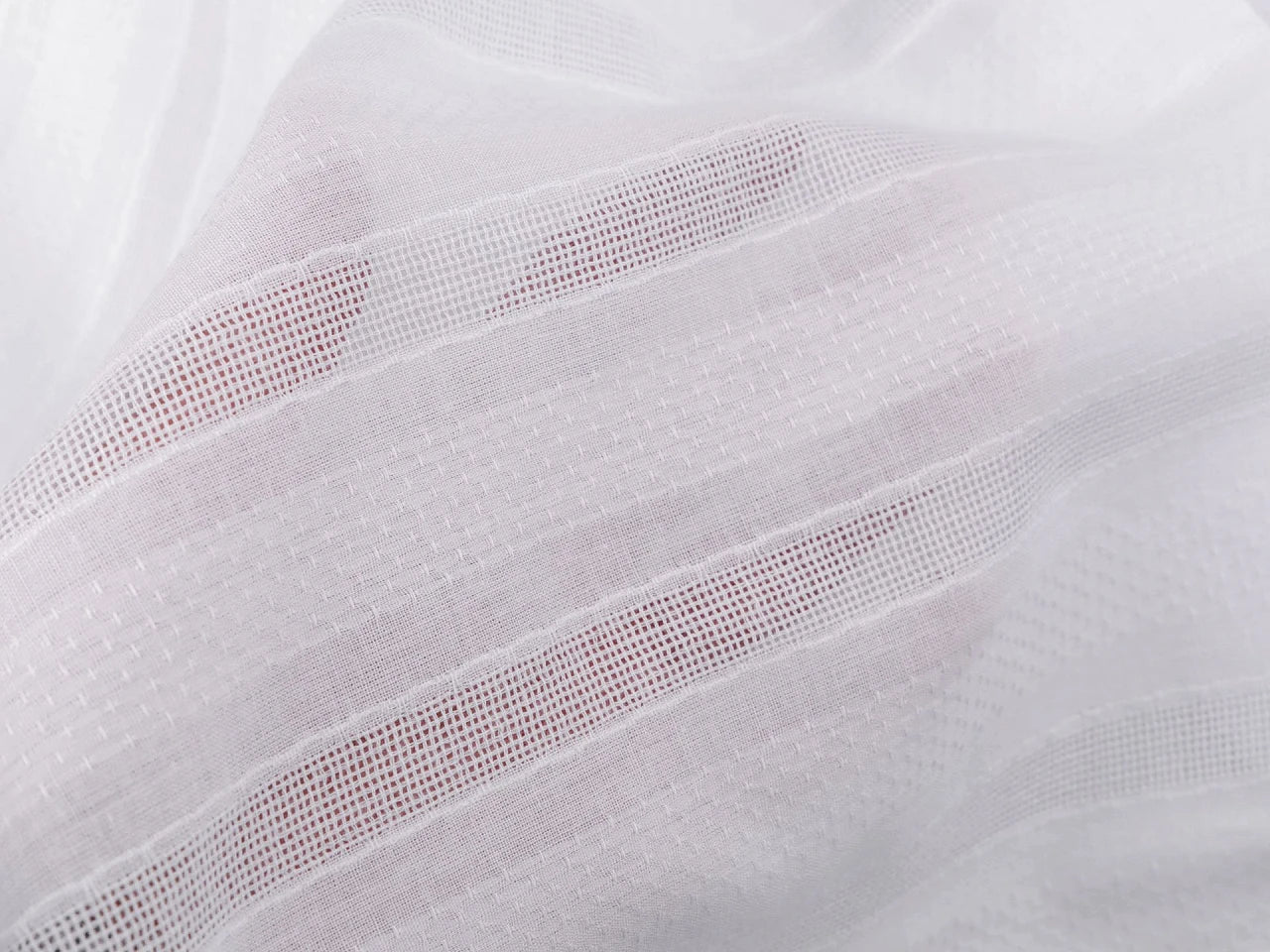 Attēls ar Kokvilnas aizkaru audums 105 g/m² – pieejams Šarlotes audumi