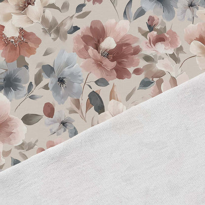 Image avec tricot bouclé en coton - harmonie florale 250 g/m² – disponible chez Šarlotes audumi