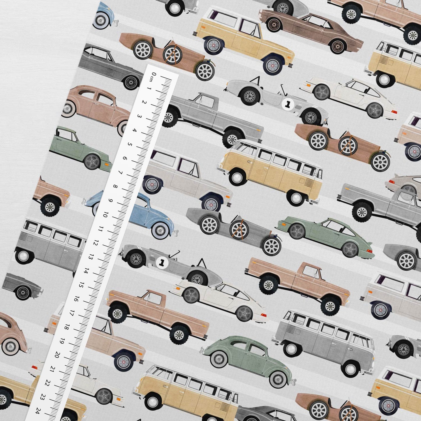 Attēls ar Kokvilnas trikotāža - auto gaiši pelēkos toņos 200 g/m² – pieejams Šarlotes audumi