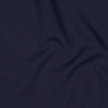 Image du tissu de costume avec élasthanne - bleu foncé 200 g/m² – disponible chez Šarlotes audumi