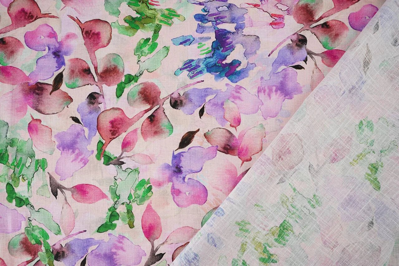 Attēls ar Lina un kokvilnas audums ar ziedu rakstu 170 g/m² – pieejams Šarlotes audumi