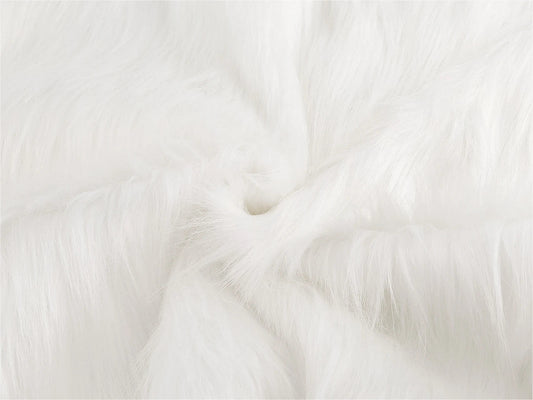 Attēls ar Mākslīgā kažokāda - balta 385 g/m² – pieejams Šarlotes audumi