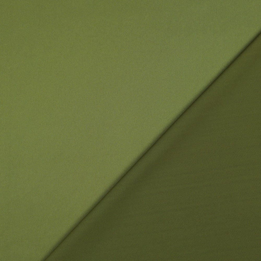 Attēls ar Mākslīgais zīda audums - silti zaļš 140 g/m² – pieejams Šarlotes audumi