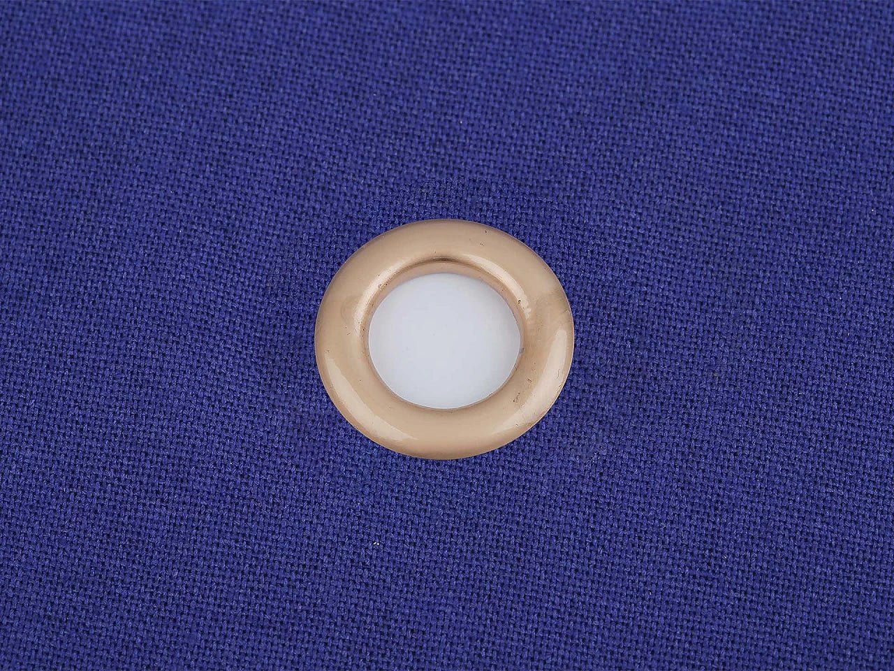 Attēls ar Metāla gredzeni, Luversi iekšējais Ø10 mm / ārējais Ø17 mm |10 gab | dažādu toņu – pieejams Šarlotes audumi