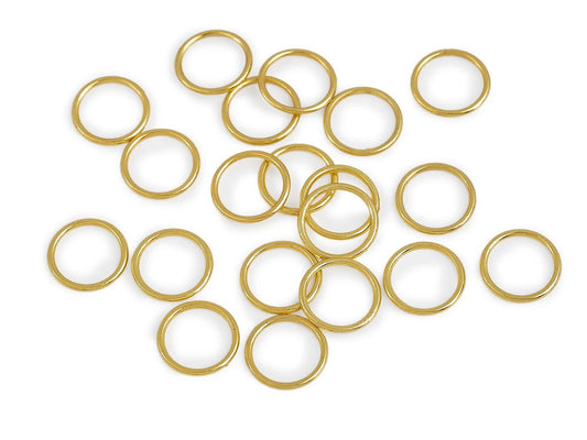 Image avec anneau métallique pour lingerie et bretelles – Ø10 mm – disponible en ligne chez Šarlotes audumi