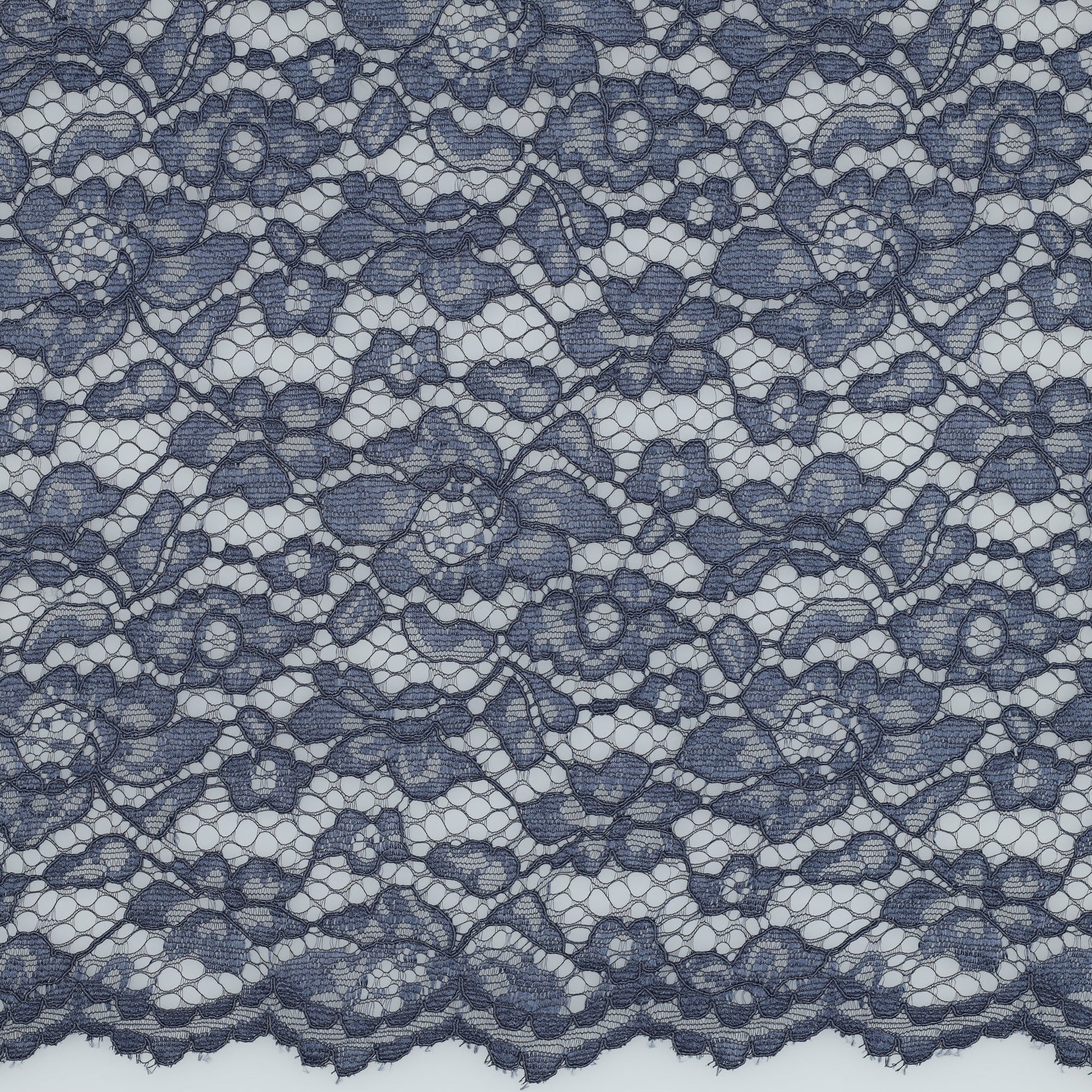 Attēls ar Mežģīņu audums - džinsu zils 130 g/m² – pieejams Šarlotes audumi