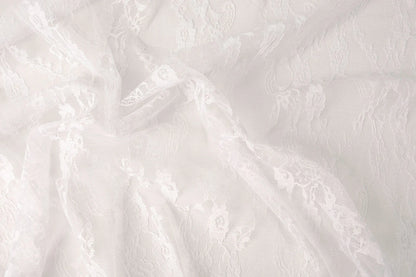 Tissu en dentelle fin - blanc 50 g/m²