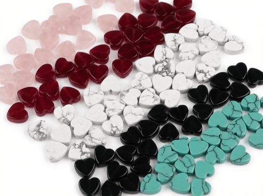 Attēls ar Minerāla un stikla sirds formas pērlītes Ø6 mm 35 gab.|dažādu toņu – pieejams Šarlotes audumi