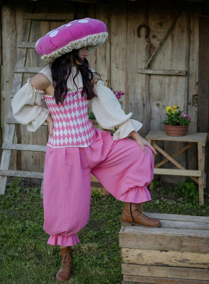 Image de mousseline rose Barbie 125 g/m² – disponible chez Šarlotes audumi