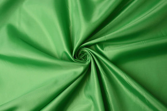 Attēls ar Oderes audums - ābolu zaļš 55 g/m² – pieejams Šarlotes audumi