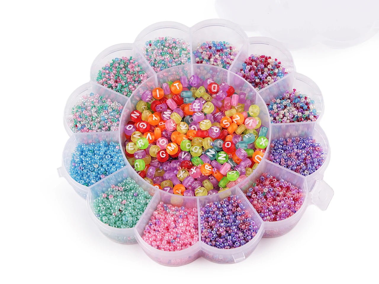 Attēls ar Pērlīšu komplekts puķes formas kastītē ar neilona diegu – pieejams Šarlotes audumi