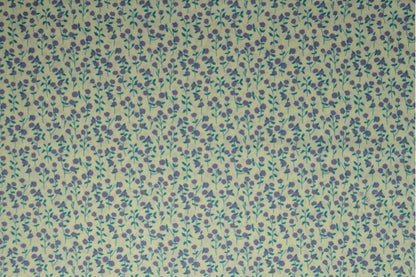 Tissu premium 100 % coton - motif floral lilas délicat 110 g/m²