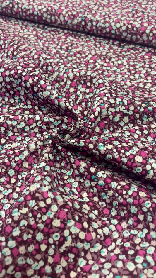 Last piece- Premium 100% cotton fabric-delicate small flowers on a burgundy background 115 g/m²- 80cm