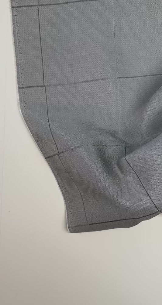 Tissu italien en viscose et soie à carreaux gris – 120 g/m²