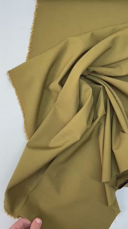Wollstoff mit Elastan in grün-brauner Farbe – Frankreich
