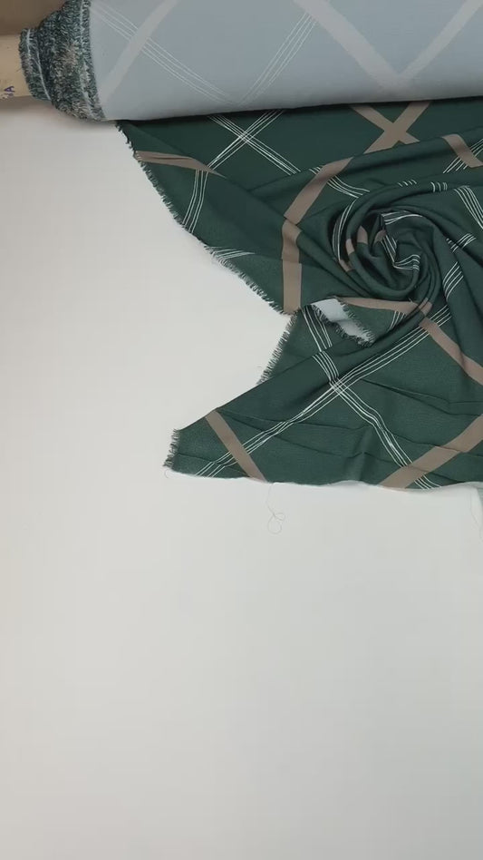 Italiana crepe fabric with geometric pattern | Polyester 94% Elastane 6% | 150 cm