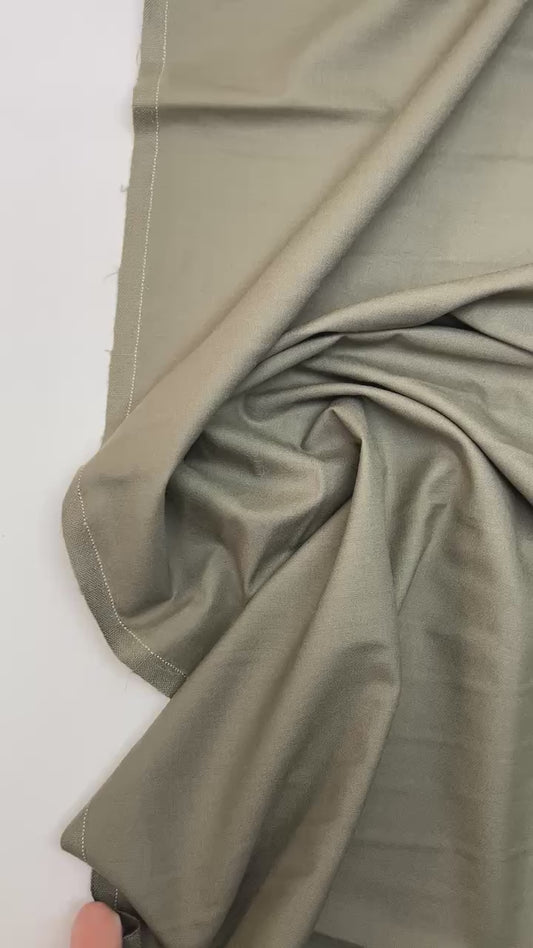 Wool fabric - khaki 210 g/m²