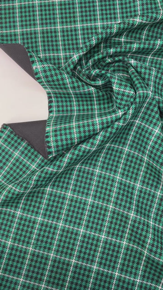 Wool tweed - green checkered 400 g/m²