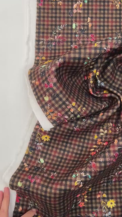 Italienischer Tweedstoff für Mäntel – kariert mit Blumen 480 g/m²