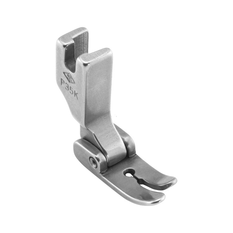 Image d’une machine à coudre industrielle, pied-de-biche pour point droit, tissus délicats – disponible chez Charlotte Audumi