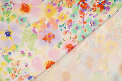 Satin avec élasthanne - motif aux couleurs printanières 80 g/m²
