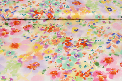 Satin avec élasthanne - motif aux couleurs printanières 80 g/m²