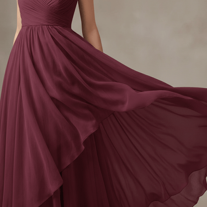 Image avec chiffon bordeaux | 150 cm | 80 g/m² – disponible chez Šarlotes audumi