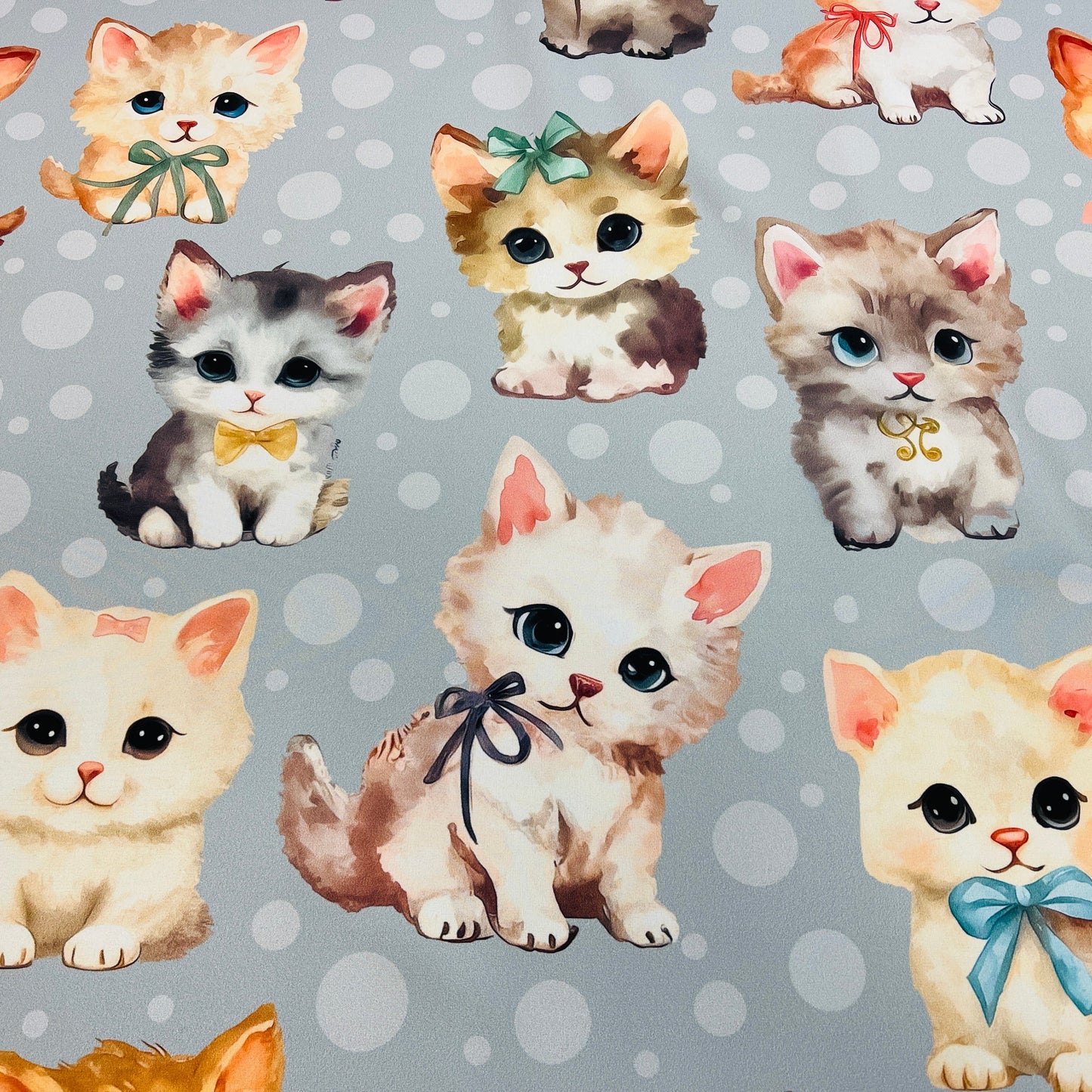 Attēls ar Softshell audums - kaķi 300 g/m² – pieejams Šarlotes audumi