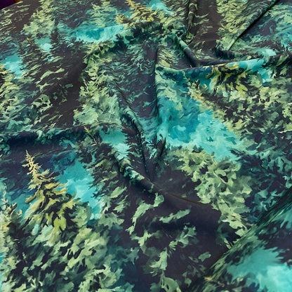 Tissu softshell « Forêt sempervirente » 300 g/m² – disponible chez Šarlotes audumi