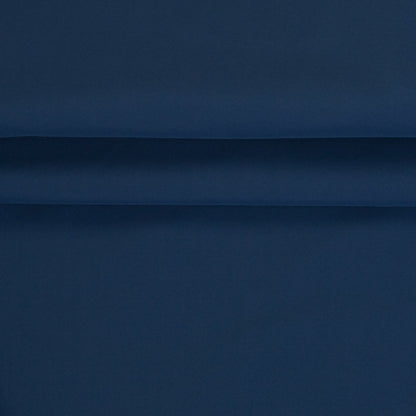 Bild mit wasserfestem Softshell-Stoff in dunklem Rauchblau – online erhältlich bei Šarlotes Stoffe