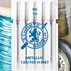 Attēls ar Šujmašinu adatas metāla diegiem SCHMETZ METALLIC - Nr.90 (5gab.) – pieejams Šarlotes audumi