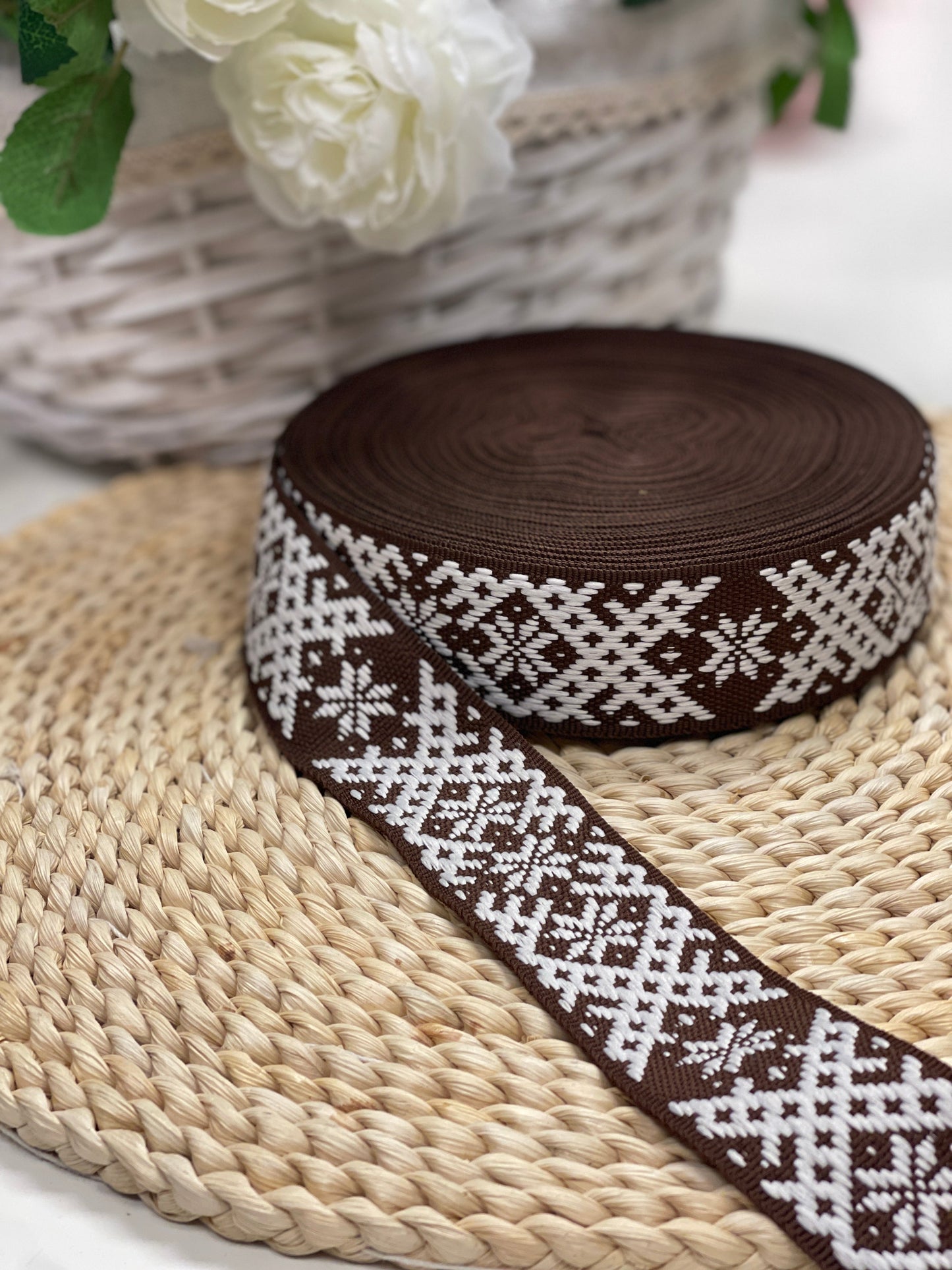 Tautiskā lente, josta 40mm - tumši brūna - LV