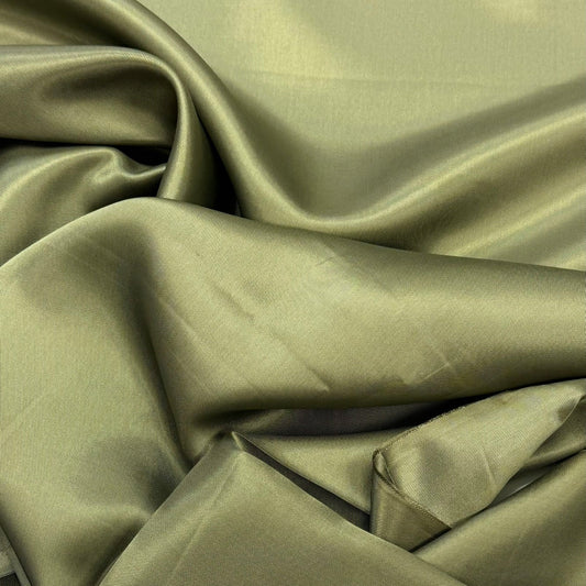 Attēls ar Viskozes oderes audums - olīvkrāsas 85 g/m² – pieejams Šarlotes audumi