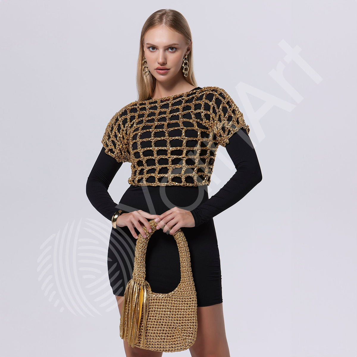 YarnArt Metallic Club – metallisches Bändchengarn zum Häkeln und Basteln 180 g / 55 m – online erhältlich bei Charlottes Stoffe