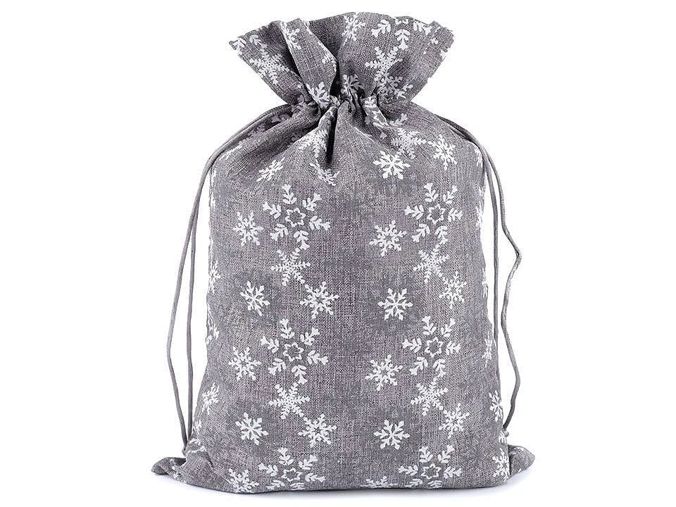 Bild eines Weihnachtsgeschenksacks mit Schneeflocken 20 × 30 cm – online erhältlich bei Šarlotes audumi
