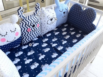 Tissu 100 % coton à pois blancs sur fond bleu (4 mm), 130 g/m²