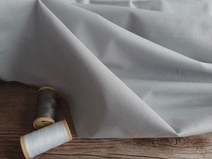 alt
Tissu 100 % coton, gris clair, 220 cm, 146 g/m²